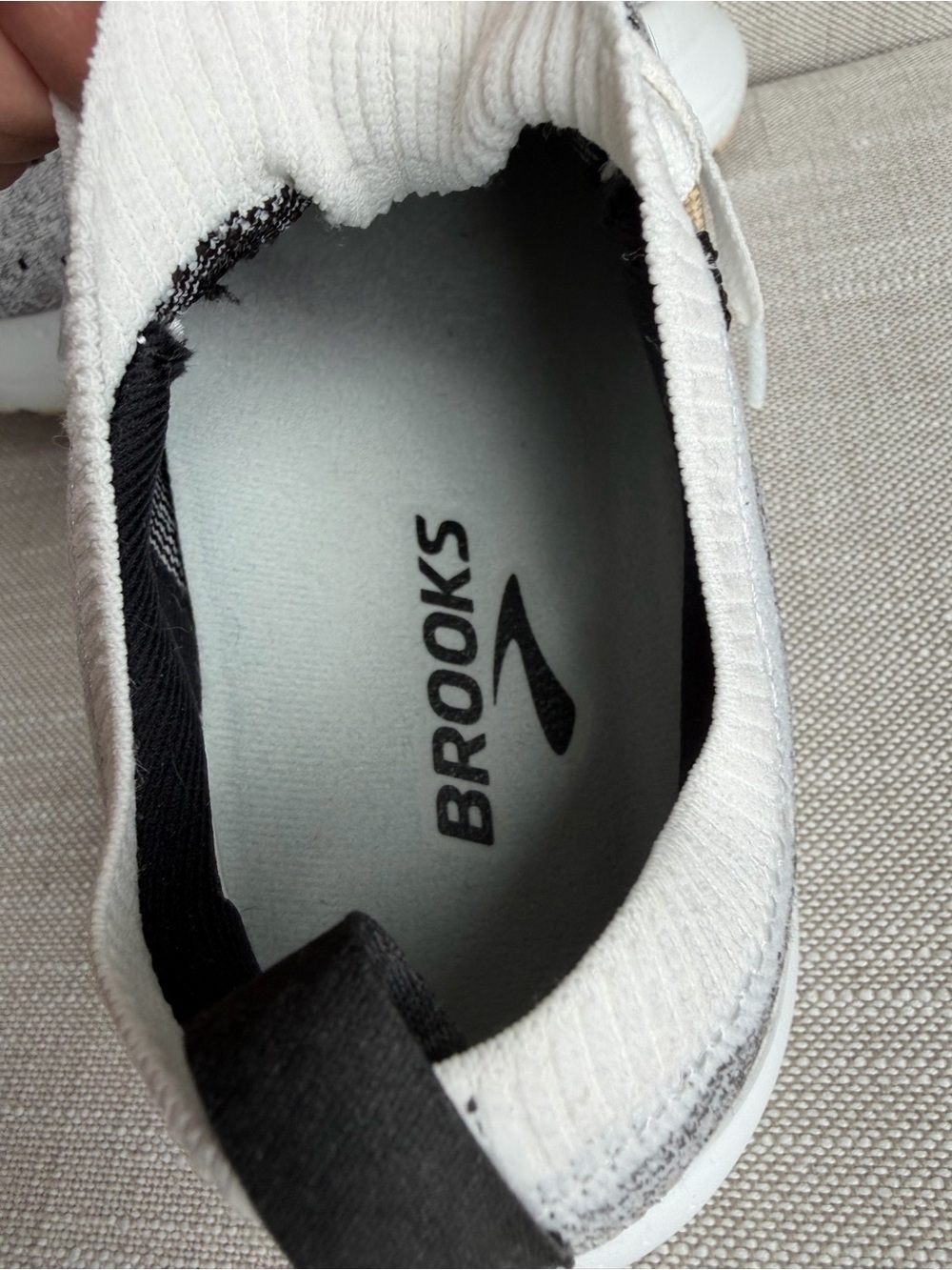 NWOT Women’s Brooks Glycerin 20 StealthFit Sneakers Sz 9 Medium Neutral Cushion - Picture 11 of 14
